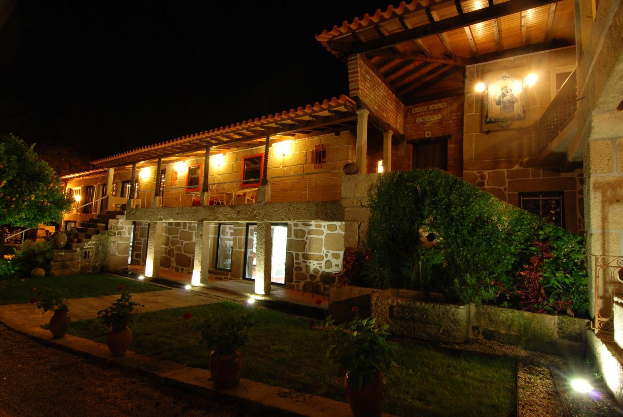 1720 Quinta Da Cancela - Winery & Farmhouse Guimaraes Exterior photo