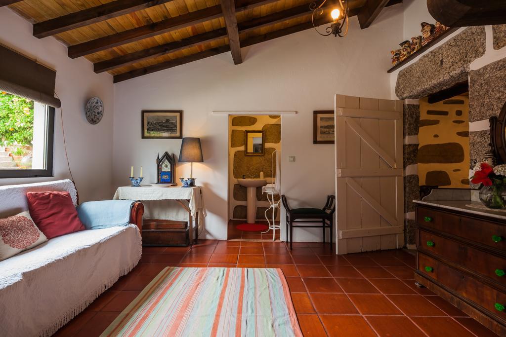 1720 Quinta Da Cancela - Winery & Farmhouse Guimaraes Room photo